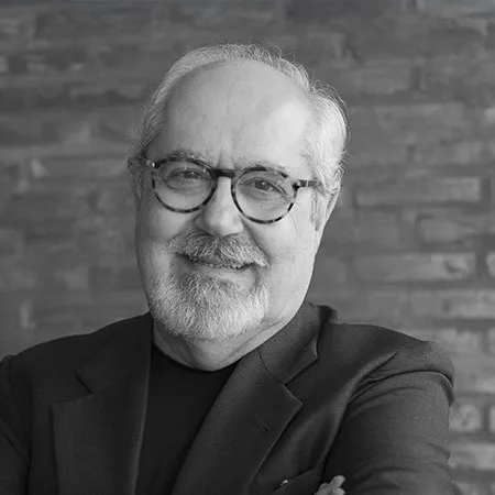 Luiz Antonio de Assis Brasil - professor da Oficina de Criação Literária